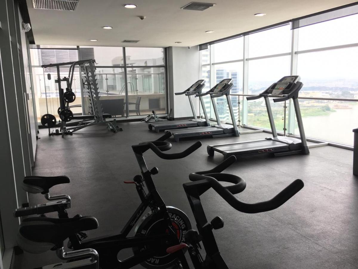 Luxury Suites River Front กวายากิล ภายนอก รูปภาพ